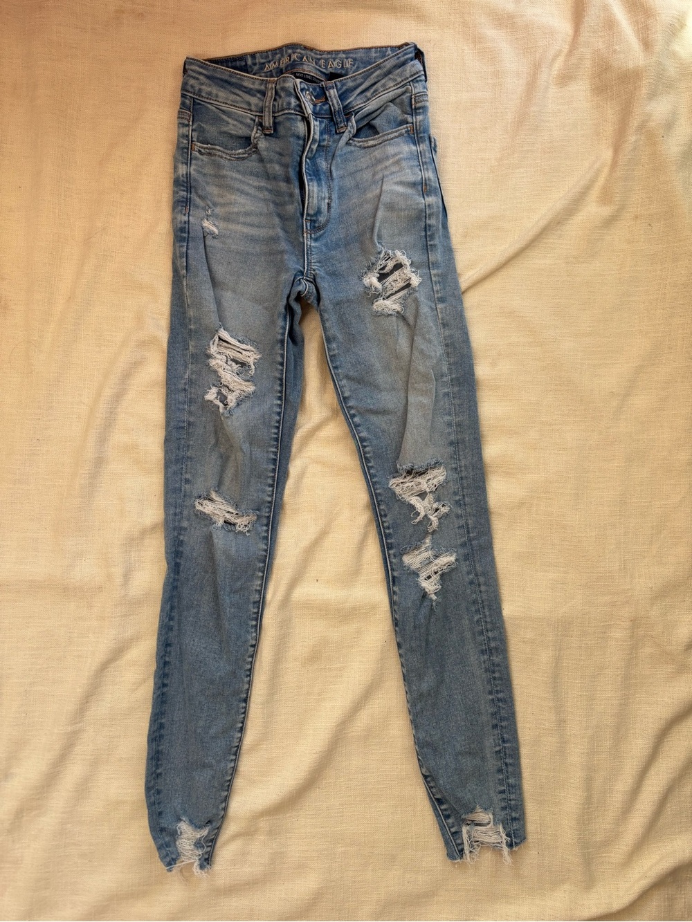 American Eagle Light Blue Distressed Women’s Skinny Jeans SZ 00